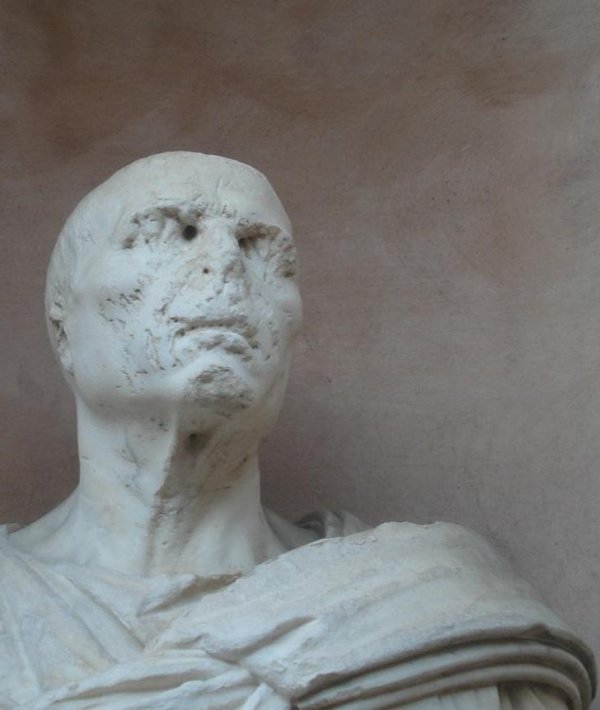 «Эта статуя в Риме напомнила мне Волан-де-Морта»