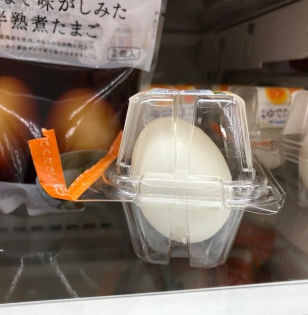 В Японии вы можете приобрести одно упакованное яйцо