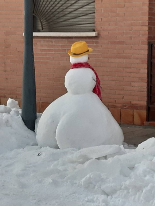 Снеговик от Ким Кардашьян