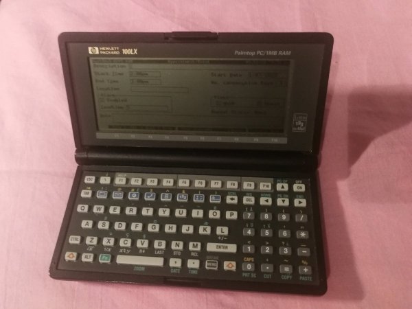 Карманный компьютер 1994 года