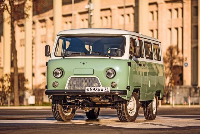 В России выпустят электрическую версию внедорожника УАЗ-452 "буханка"