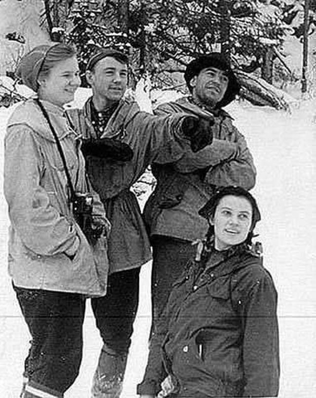 Одна из пocледниx фотографий загадочно погибшей группы Дятлова. Северный Урал, 1959 г.