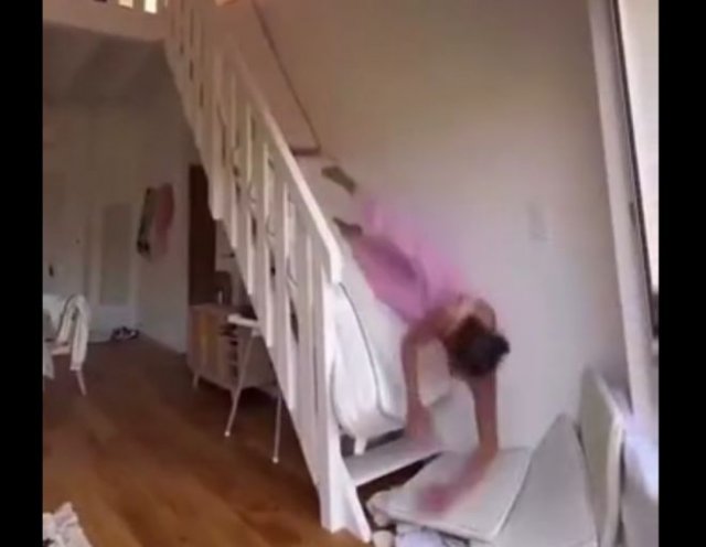 Эпичный прыжок: девушка отправила в нокаут саму себя