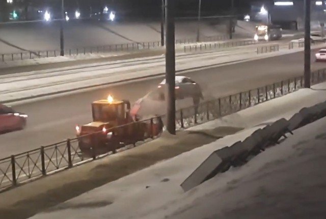 Высокие технологии уборки снега в Петербурге