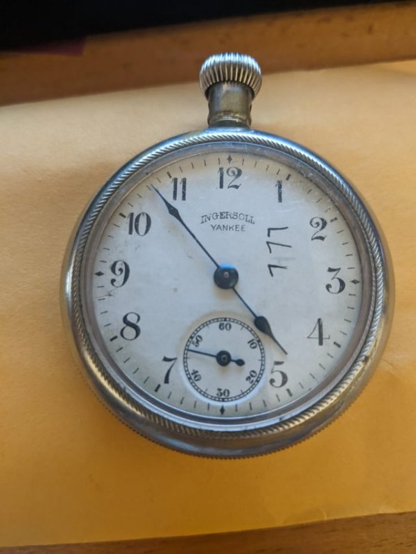Часы 1911 года выпуска, принадлежавшие моему двоюродному дяде