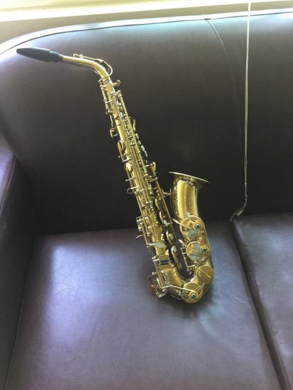 Итак, я нашёл полностью рабочий саксофон