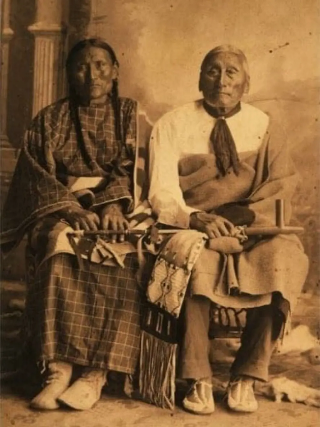 Элк Ривер и его жена. Монтана, 1890 год