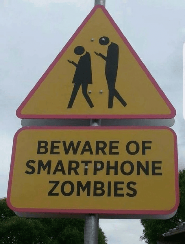 Берегитесь смартфоновых зомби