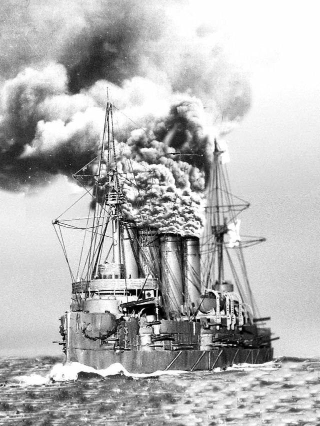 Kpeйсep импepaторского флота «Бaян», 1903 гoд.