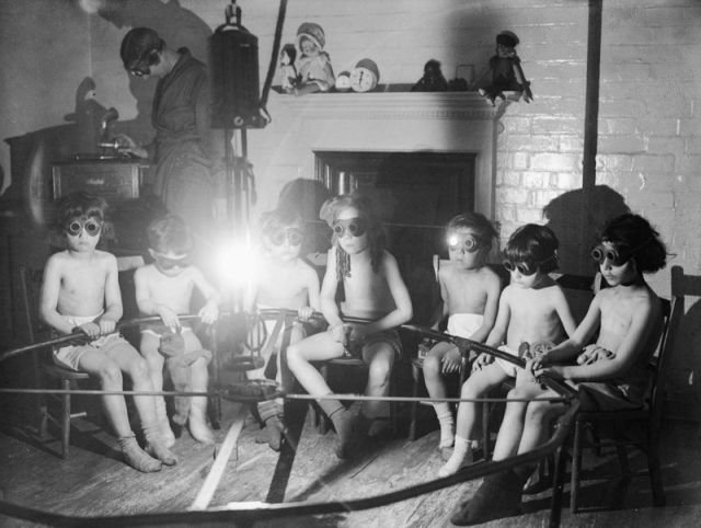 Ультрафиолетовая терапия, 1931 год