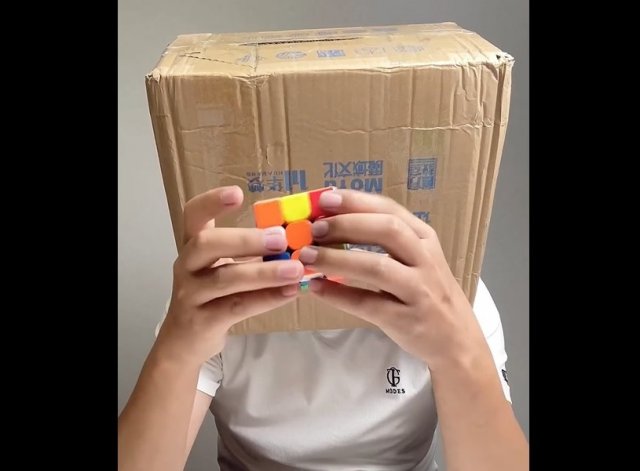 Так собрать кубик Рубика невозможно