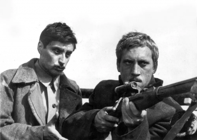 Вениамин Смехов и Владимир Высоцкий в Измаиле во время съёмок фильма &quot;Служили два товарища&quot;. Фото 21 сентября 1967 года