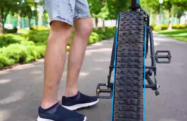 Велосипед без колес - две гусеничные полосы под углом 75 градусов