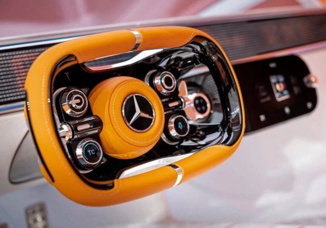 Mercedes и спорткар Vision One-Eleven
