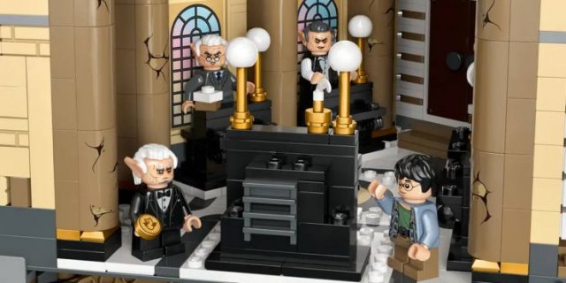 Почти 5 тысяч деталей входит в новый набор Lego по &quot;Гарри Поттеру&quot;
