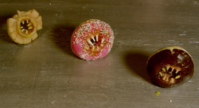 Нападение пончиков-убийц (США, 2016)