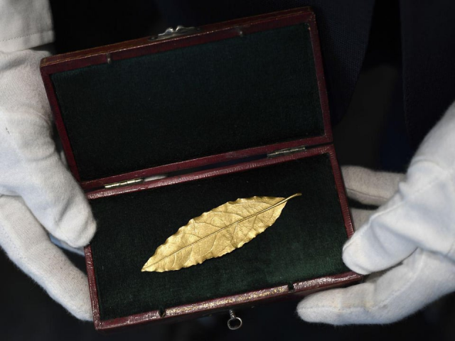 Золотой лист короны, использовавшийся при коронации Наполеона Первого, 1804 год