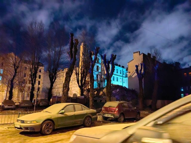 В центре Петербурга рухнул шестиэтажный дом