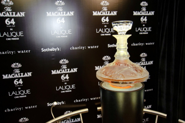 Виски Macallan in Lalique (64 года), Шотландия