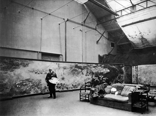 Клод Моне и его огромные полотна. Где такие хранить? Специально для них в Париже был построен целый музей