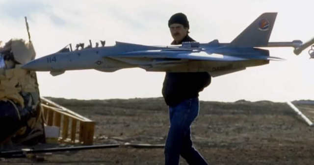 Модели самолётов из фильма «Лучший стрелок» (1986)