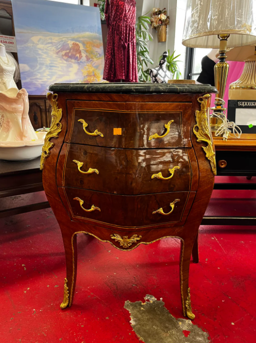 Реплика мебели Людовика XIV