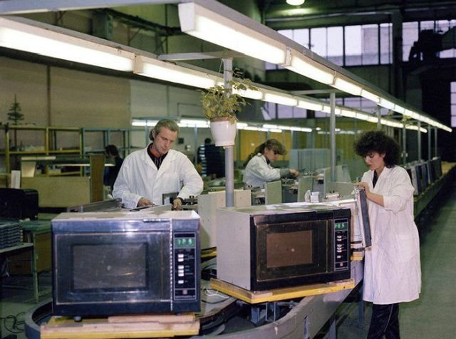 Производство микроволновых печей модели &quot;Электроника–3С&quot;, Рига, 1984