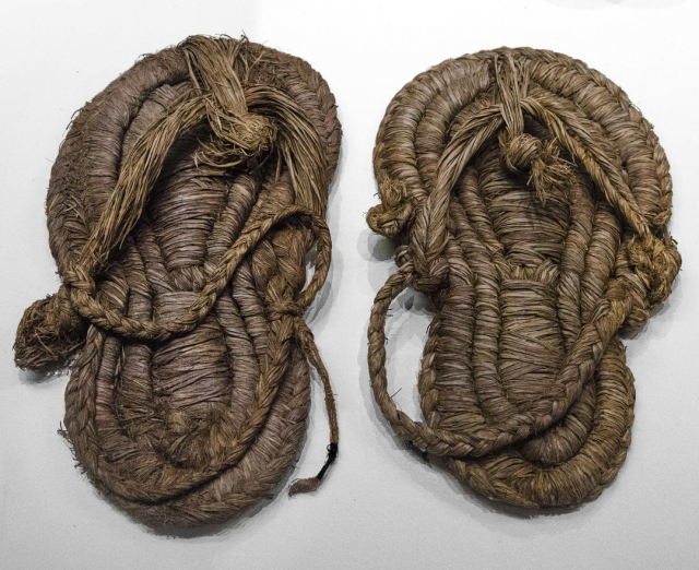 Древние сандалии возрастом 7000 лет, сделанные из травы эспарто