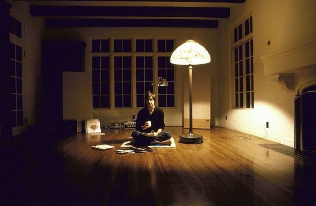 Стив Джобс в своей квартире. Город Вудсайд, штат Калифорния, 1982 год.