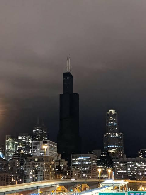 Однажды небоскрёб Уиллис-тауэр в Чикаго оказался обесточенным…