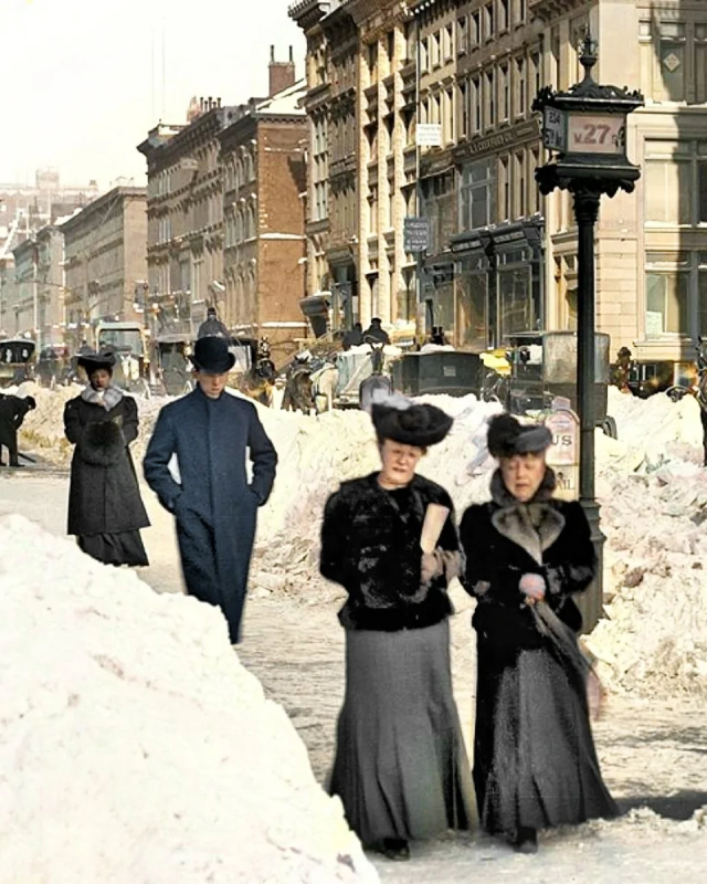 Прогулка по Пятой авеню после недавнего снегопада. Нью-Йорк, 1905 год. Прогулка по Пятой авеню после недавнего снегопада. Нью-Йорк, 1905 год.
