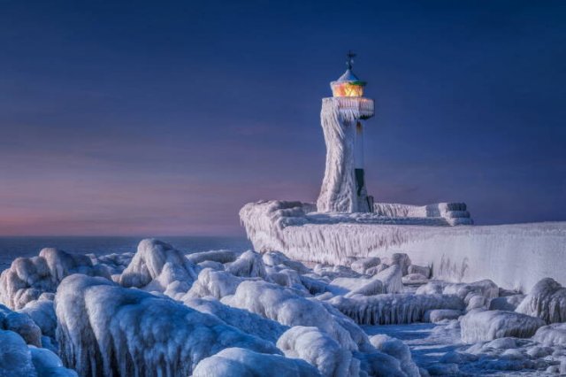 Подборка картинок. Вечерний выпуск - 11.03.2025