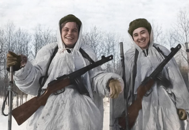 Защитницы Отечества, 1943 год. Защитницы Отечества, 1943 год.