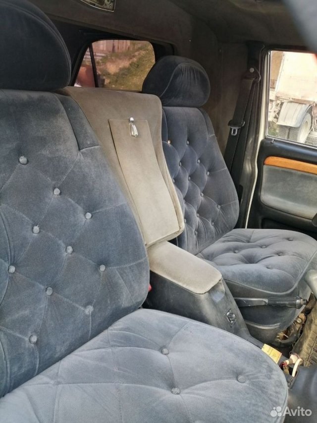 Тяжелый люкс по-русски: в продаже редкий лимузин на базе ГАЗ-31102, который удлинён на 493 мм