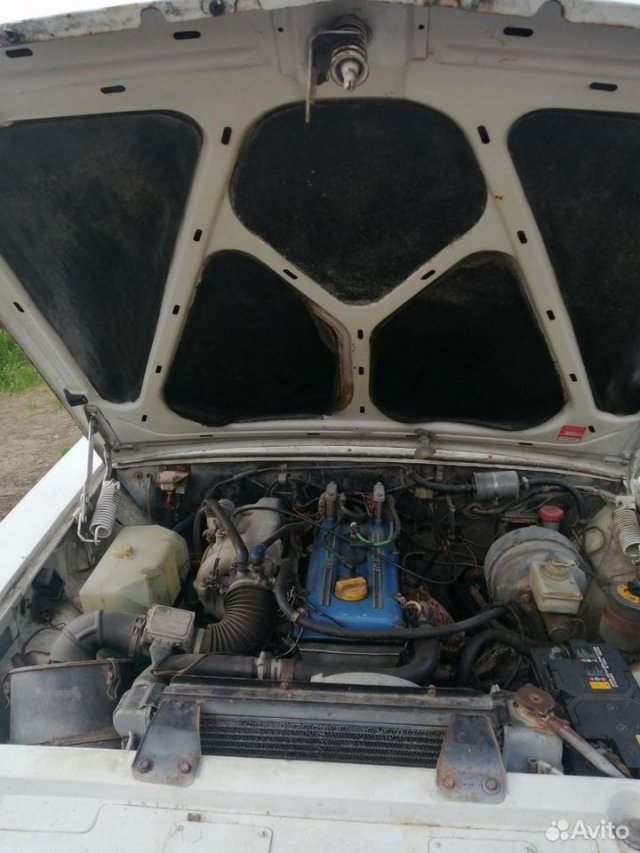 Тяжелый люкс по-русски: в продаже редкий лимузин на базе ГАЗ-31102, который удлинён на 493 мм