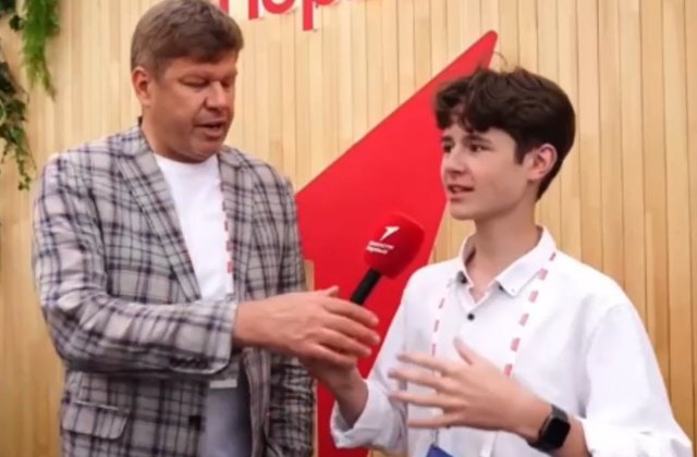 Дмитрий Губерниев отобрал микрофон у парня