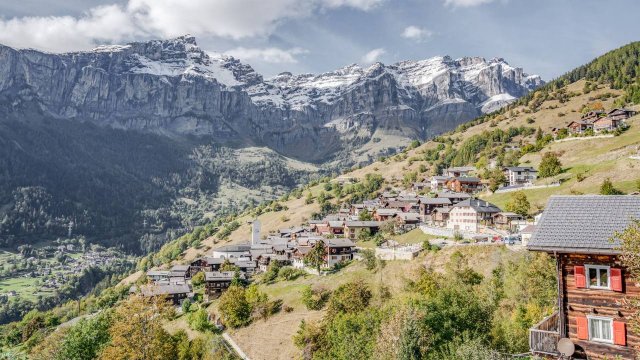 Швейцария заплатит 22 тысячи долларов за переезд в альпийскую деревню
