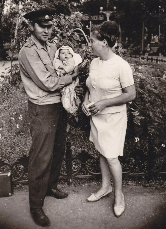 Парк Н. Островского. Неизвестный автор, 1 мая 1963 года, Ростов-на-Дону. Парк Н. Островского. Неизвестный автор, 1 мая 1963 года, Ростов-на-Дону.