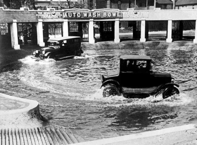 Мойка автомобилей, 1924 год, США