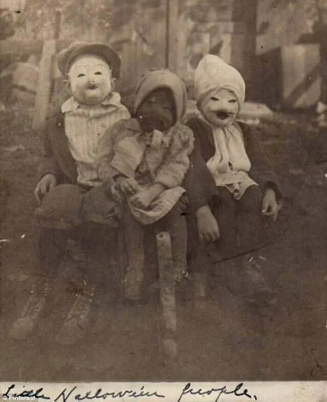 Дети на Хэллоуин, 1900-е