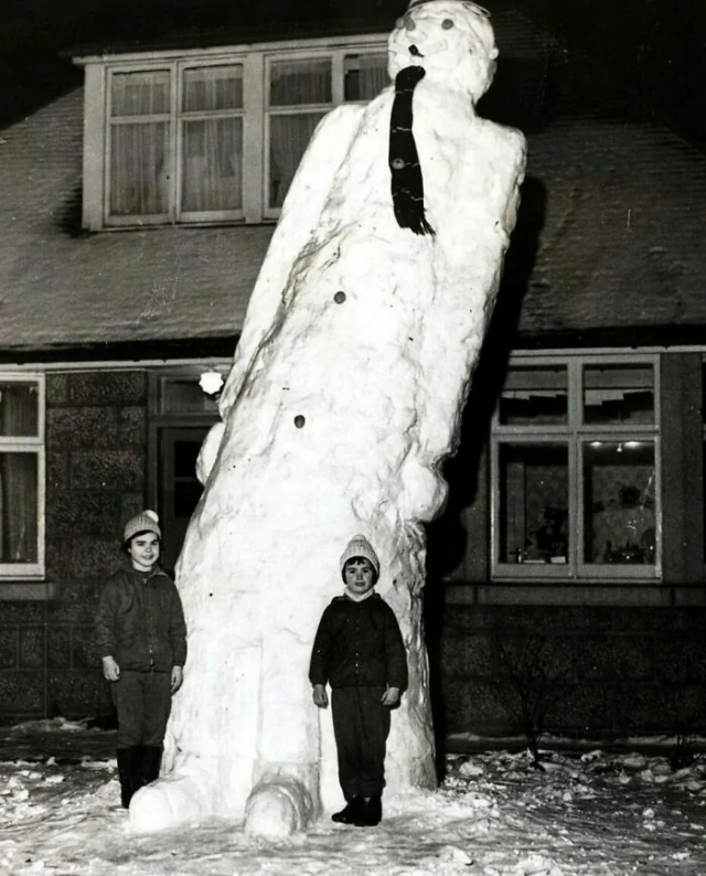 Снеговик высотой 5 метров, Абердин, Шотландия, 1963 год