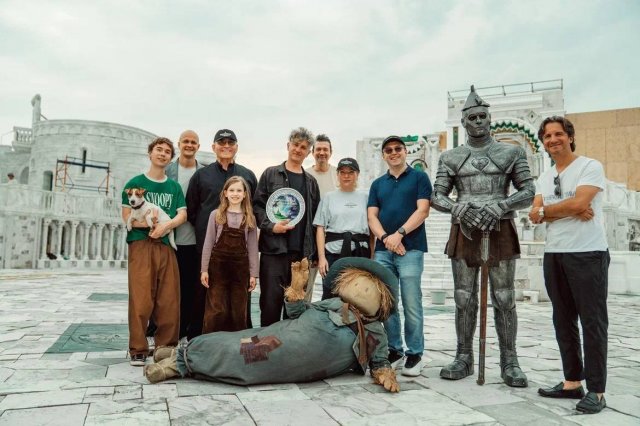 В Москве стартовали съемки продолжения «Волшебника Изумрудного города» В Москве стартовали съемки продолжения «Волшебника Изумрудного города»