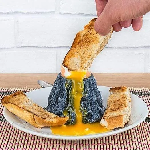 Яичный вулкан