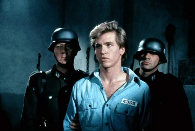Совершенно секретно! (1984) Совершенно секретно! (1984)