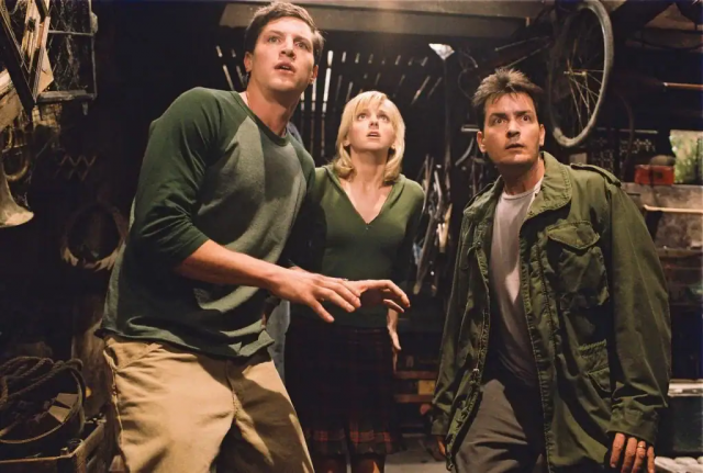 Очень страшное кино 3 (2003) Очень страшное кино 3 (2003)