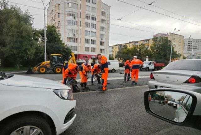 Слишком хорошо поработали: в Екатеринбург трамвай сошел с рельсов по странной причине Слишком хорошо поработали: в Екатеринбург трамвай сошел с рельсов по странной причине