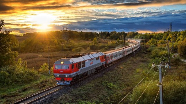 А вот как выглядят новые купейные вагоны с полками длиной 2 метра