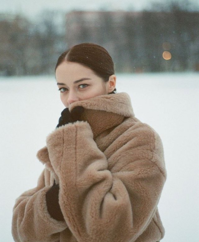 Марина Александрова отмечает 43-летие: лучшие фото актрисы