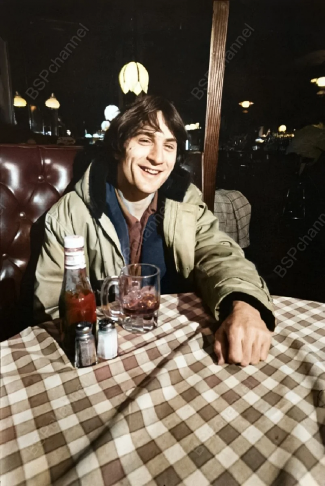 Молодой Роберт Де Ниро, 1973 год Молодой Роберт Де Ниро, 1973 год
