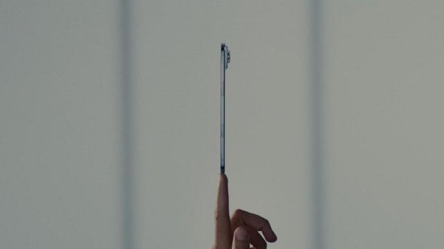 Показали самый тонкий смартфон Apple — iPhone Air толщиной всего 5.6мм Показали самый тонкий смартфон Apple — iPhone Air толщиной всего 5.6мм